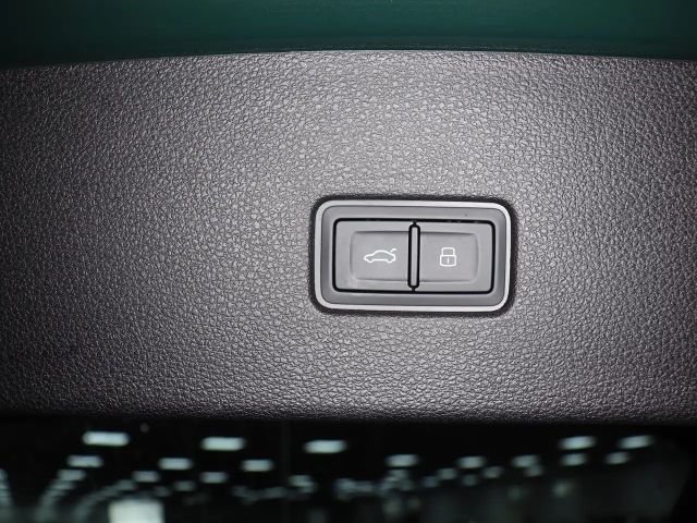 Audi Q8 55 TFSI S-Line