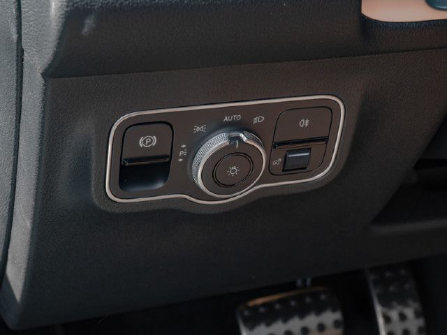 Mercedes-Benz GLB 250 4MATIC