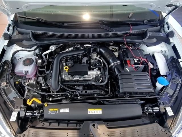 Volkswagen Taigo 1.0 TSI DSG R-Line