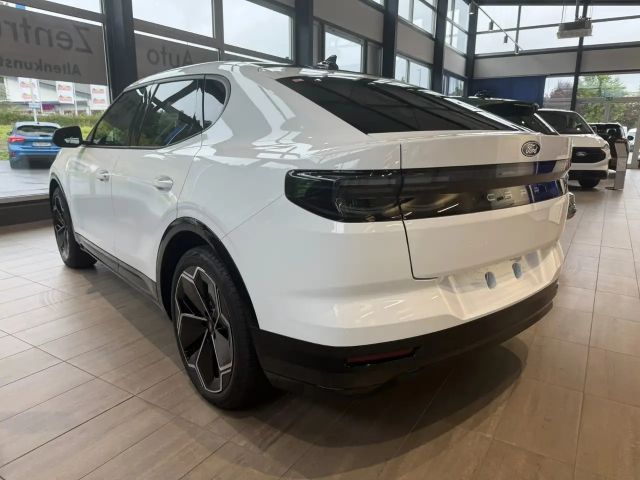 Ford Capri Premium RWD