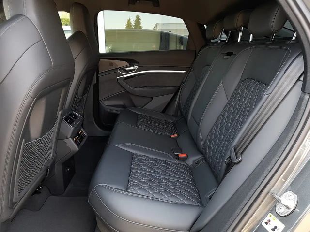 Audi e-tron Quattro S-Line