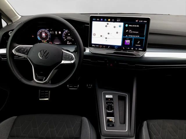 Volkswagen Golf 1.5 eTSI DSG IQ.Drive