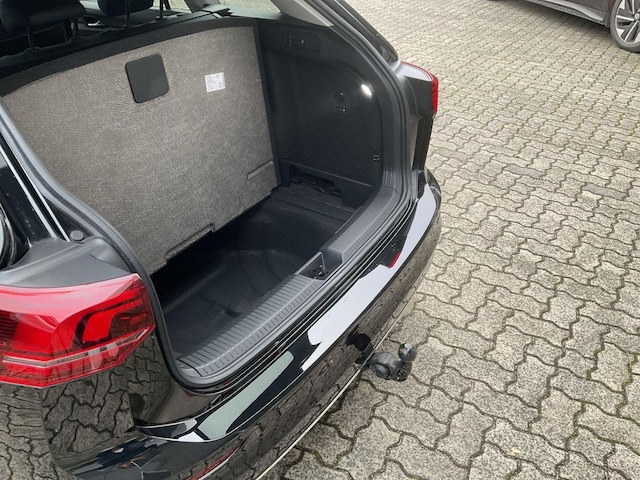 Volkswagen Golf 1.5 eTSI DSG Golf VIII Variant