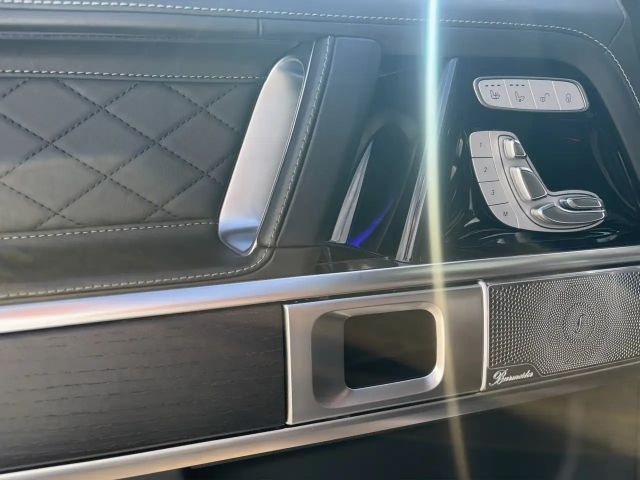 Mercedes-Benz AMG G G63 Driver`s DISTR Masage Standh FondTV Exclusiv