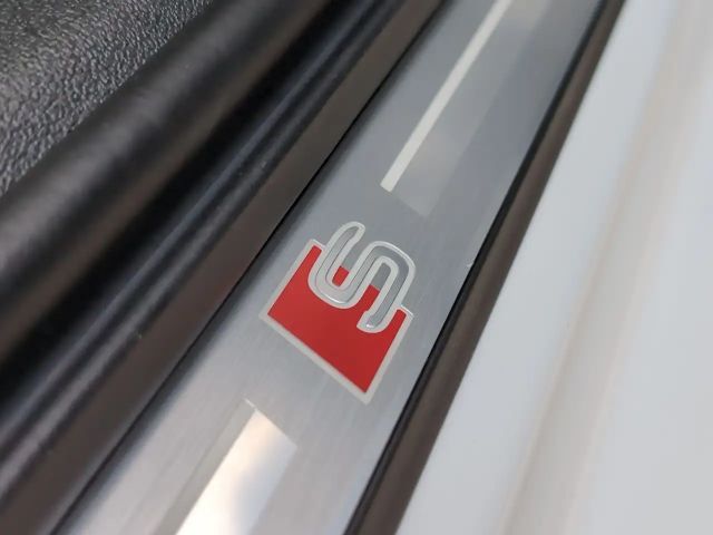 Audi A3 45 TFSI Hybride S-Line Sedan