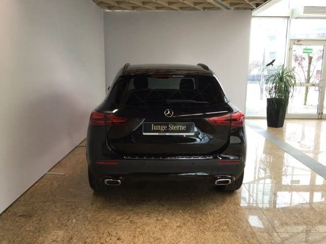 Mercedes-Benz GLA 200 GLA 200 d