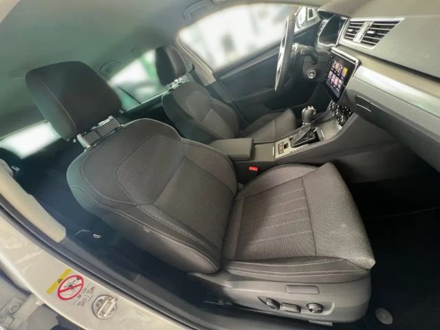 Skoda Superb 2.0 TDI Combi Style Style