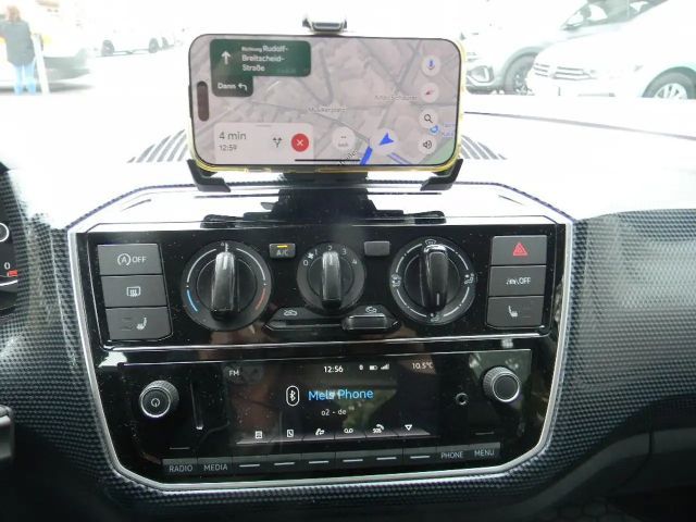 Volkswagen up! Move Move up!