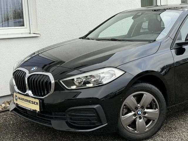 BMW 118 118i Sedan