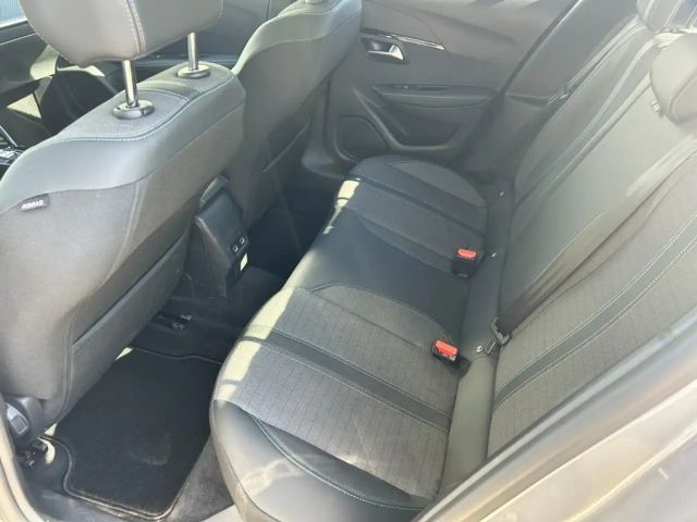 Peugeot 208 Allure Pack