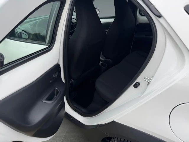 Toyota Aygo X Hatchback Play