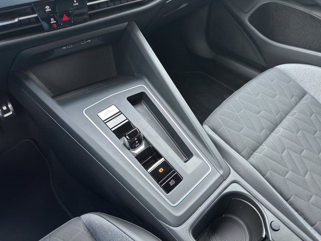 Volkswagen Golf 1.5 eTSI DSG Golf VIII