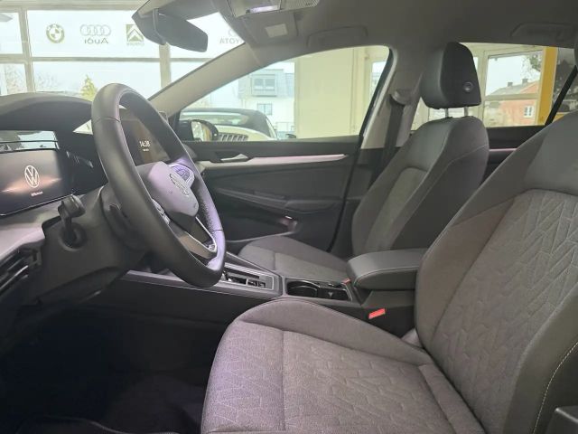 Volkswagen Golf 1.5 eTSI DSG Life