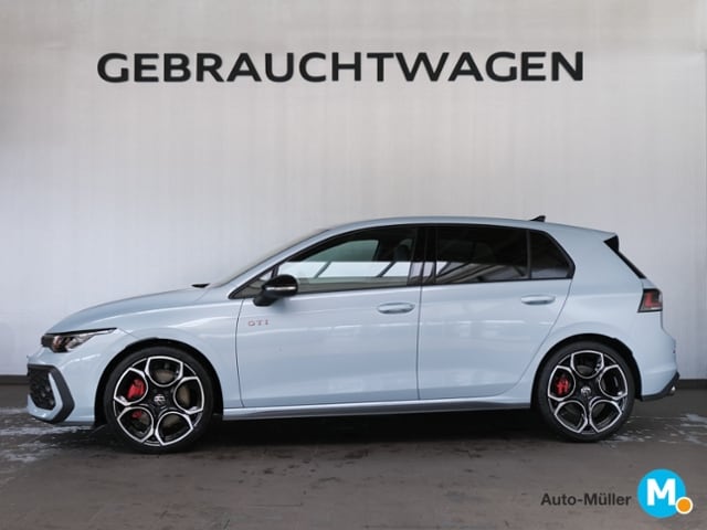 Volkswagen Golf 2.0 TSI DSG