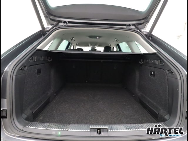 Skoda Superb 2.0 TDI Combi Style Style