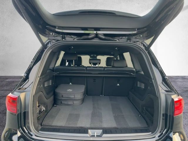 Mercedes-Benz EQB 300 4MATIC AMG Line