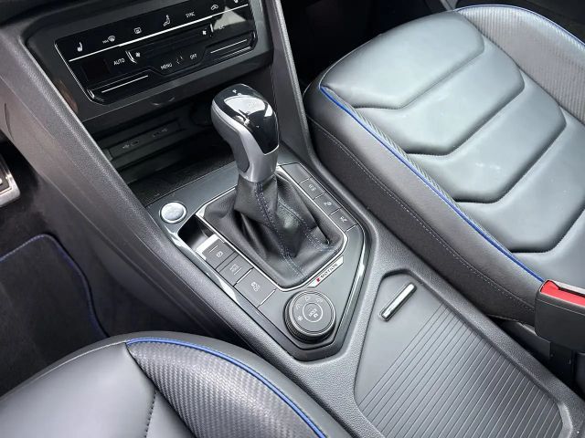 Volkswagen Tiguan R / R-Performance / Akrapovice