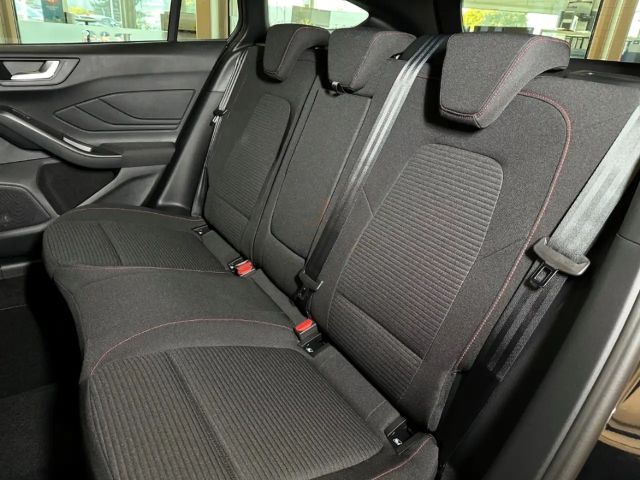 Ford Focus ST Line Wagon