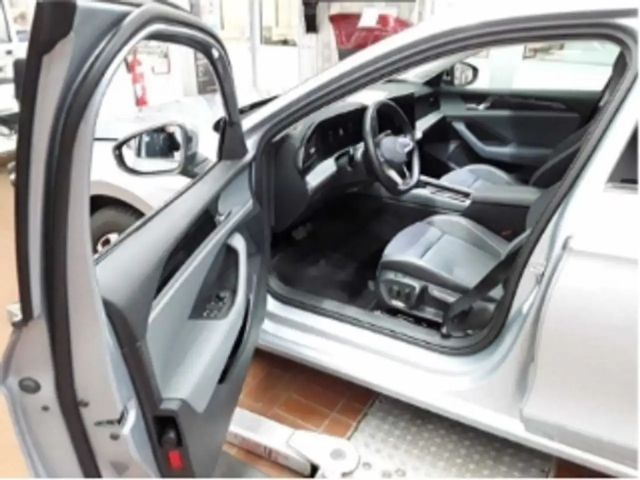 Volkswagen Passat 2.0 TDI Business Pro