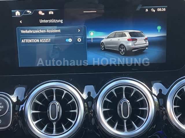 Mercedes-Benz B 200 Sedan