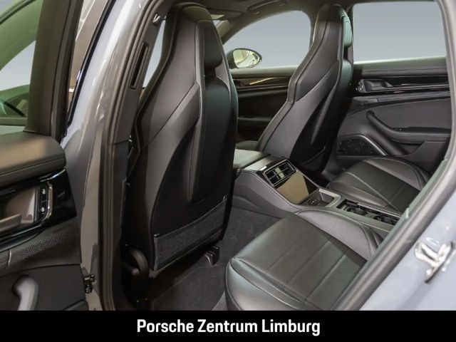 Porsche Panamera 4 E-Hybrid