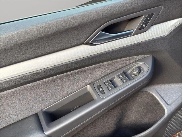 Volkswagen Golf 1.0 TSI Golf VIII Life