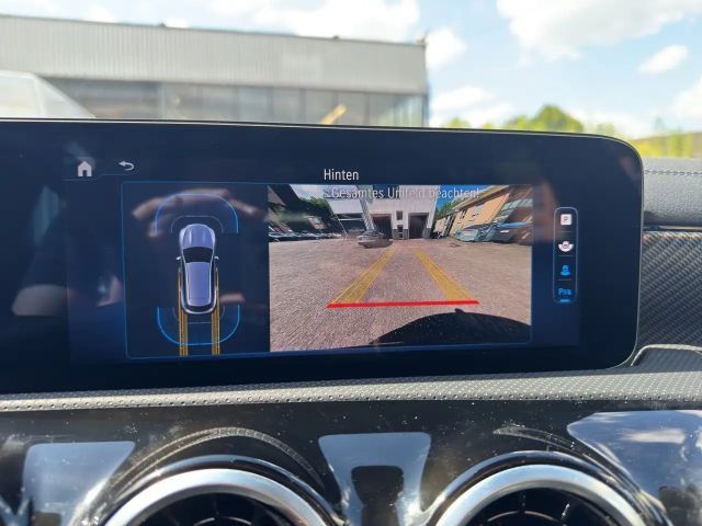 Mercedes-Benz CLA 180 Progressive