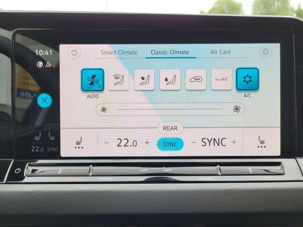 Volkswagen Golf Style Variant