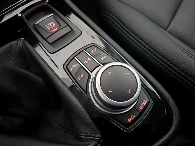 BMW 216 216d Advantage pakket