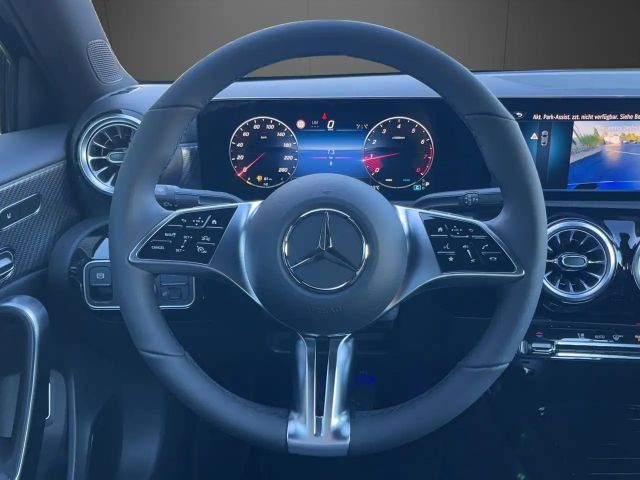 Mercedes-Benz A 200 Progressive