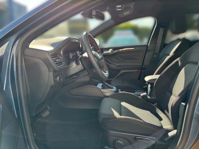 Ford Focus ST Line Wagon