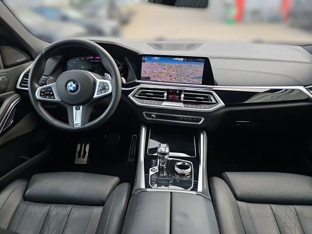 BMW X6 Coupé M50i