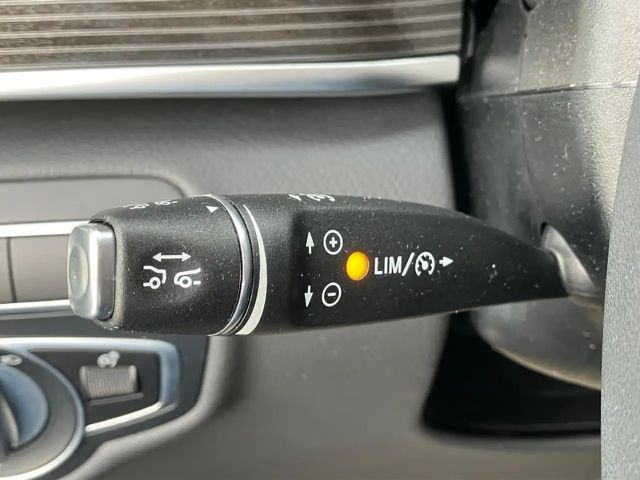 Mercedes-Benz V 300 AVANTGARDE V 300 d