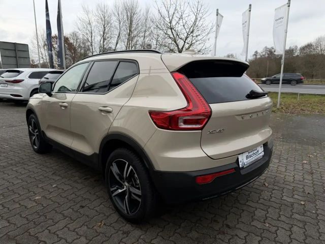 Volvo XC40 Dark Plus