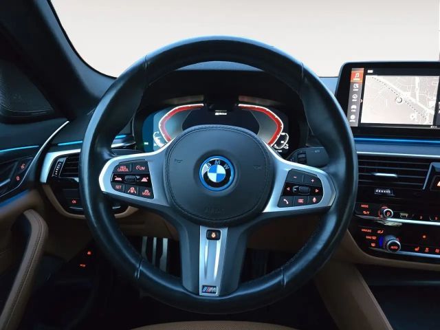 BMW 545 545e Sedan xDrive