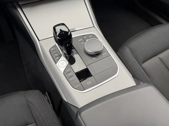 BMW 320 320e Touring