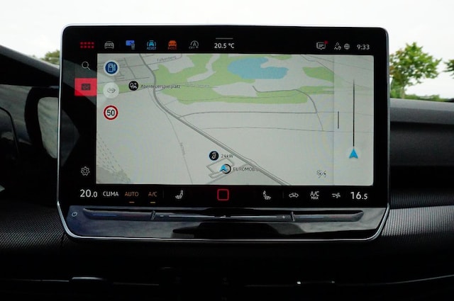 Volkswagen Golf 2.0 TSI DSG