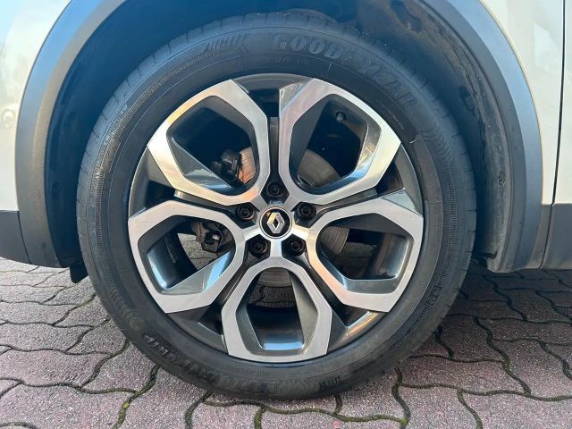 Renault Captur EDC Hybrid Techno