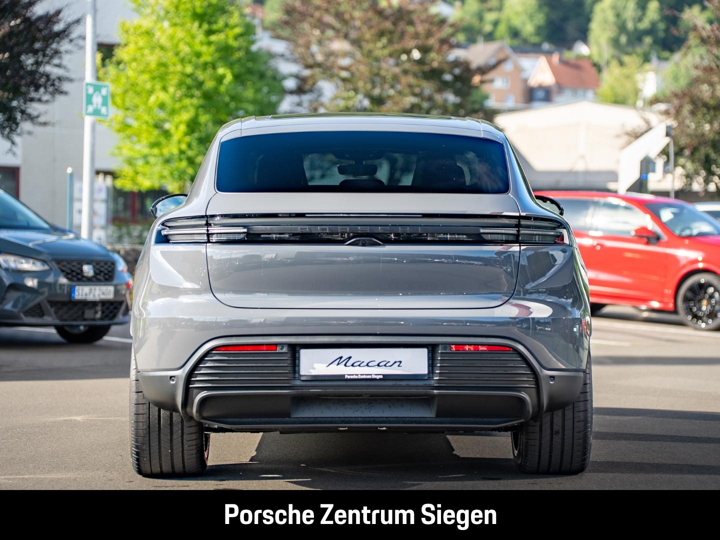 Porsche Macan Pano/AHK/Bose/Matrix-LED/Adaptive Luftfede