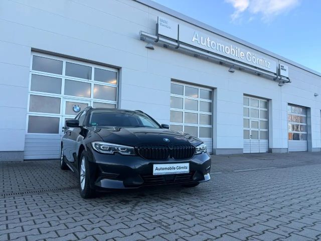 BMW 320 320d Touring