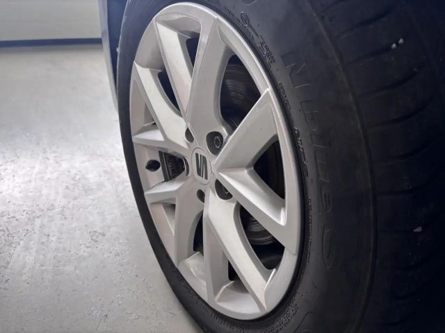 Seat Leon 1.0 eTSI LED AHK Navi-App virtual Standhzg.