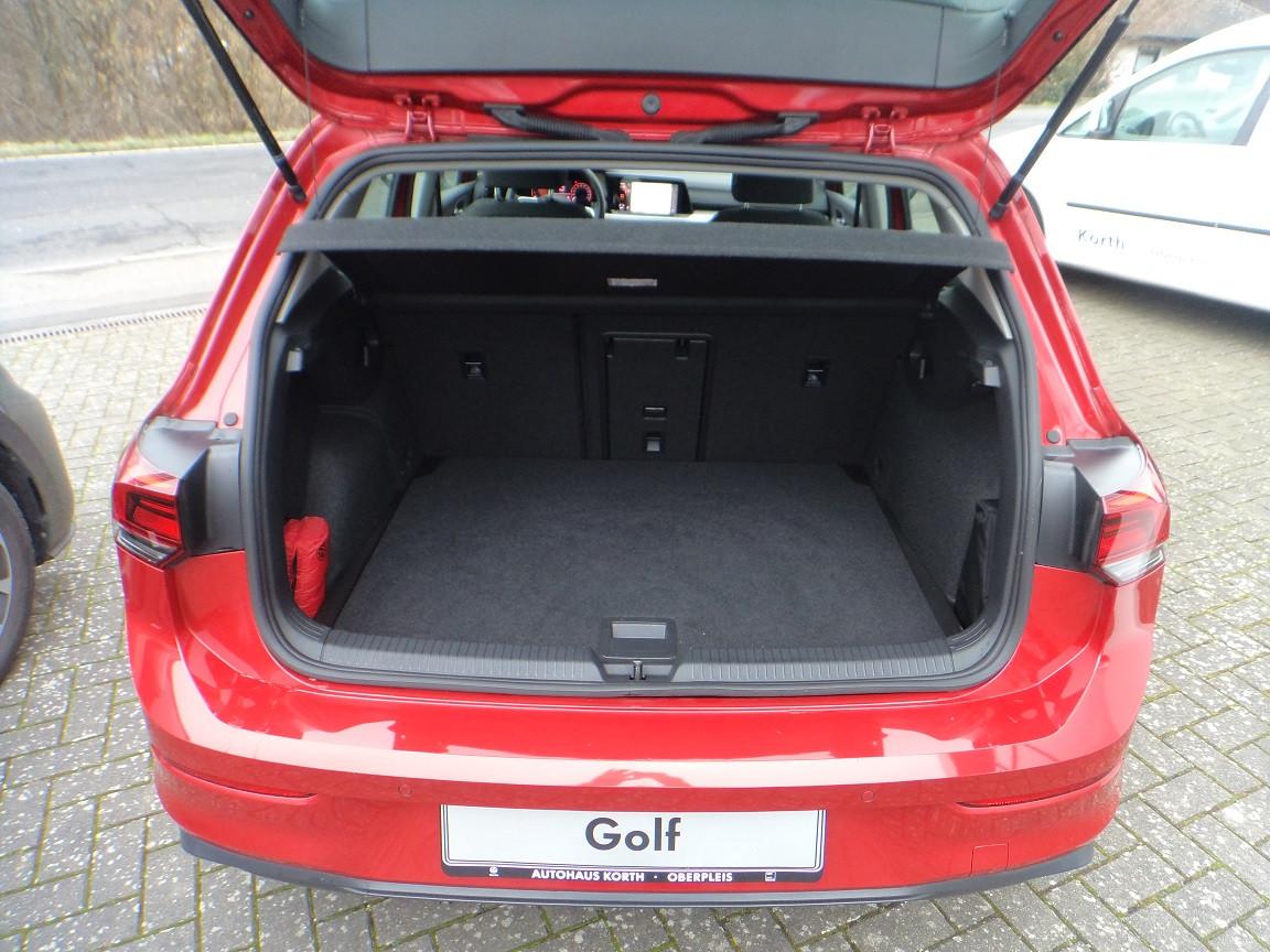 Volkswagen Golf 1.5 TSI Golf VIII Life