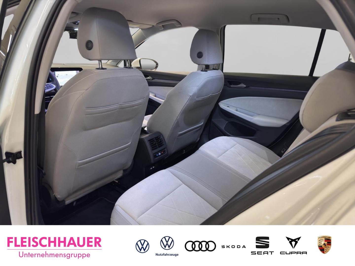 Volkswagen Golf 1.5 eTSI Golf VIII Style