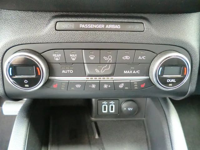 Ford Kuga Plug in Hybrid Titanium