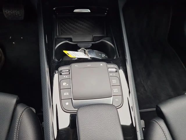 Mercedes-Benz GLA 250 Style