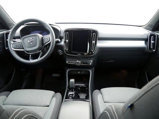 Volvo XC40 Dark Plus