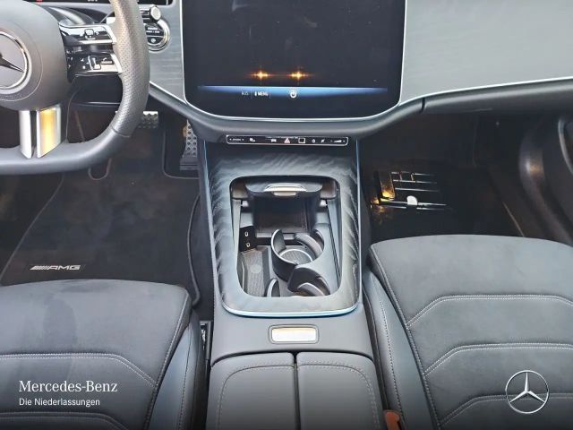 Mercedes-Benz E 200 AMG Line Sedan