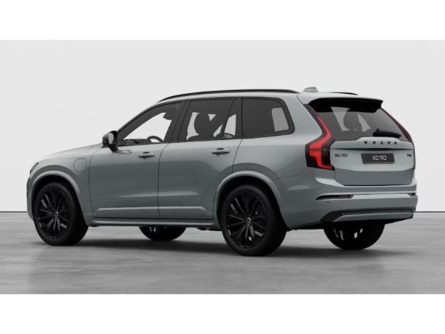 Volvo XC90 Plus T8
