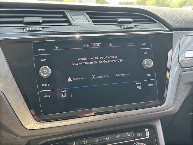 Volkswagen Touran 1.5 TSI DSG