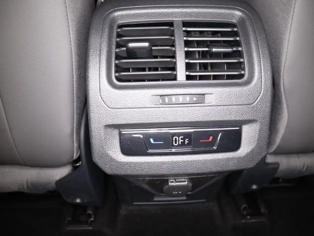 Volkswagen Touran 2.0 TDI DSG Highline